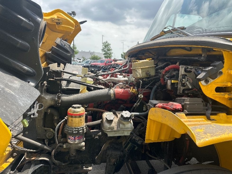 Medium Duty Box Truck-Light and Medium Duty Trucks-Freightliner-2019-M2-Mississauga-ON-264,895\n\t\tkm-$ 67,000 - Image 24