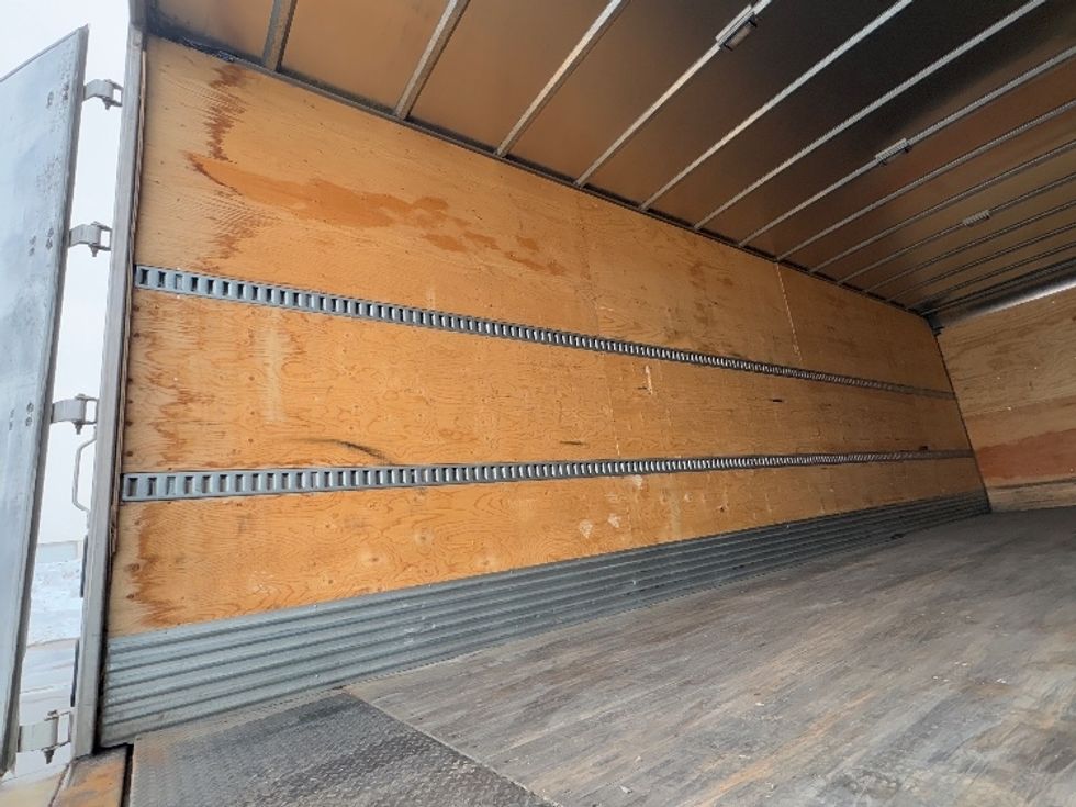 Medium Duty Box Truck-Light and Medium Duty Trucks-Freightliner-2019-M2-Mississauga-ON-302,045\n\t\tkm-$ 48,250 - Image 11