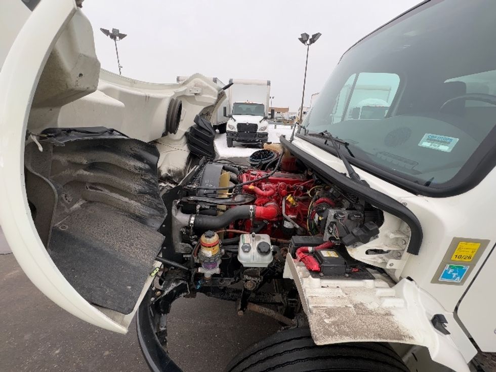 Medium Duty Box Truck-Light and Medium Duty Trucks-Freightliner-2019-M2-Mississauga-ON-302,045\n\t\tkm-$ 48,250 - Image 24