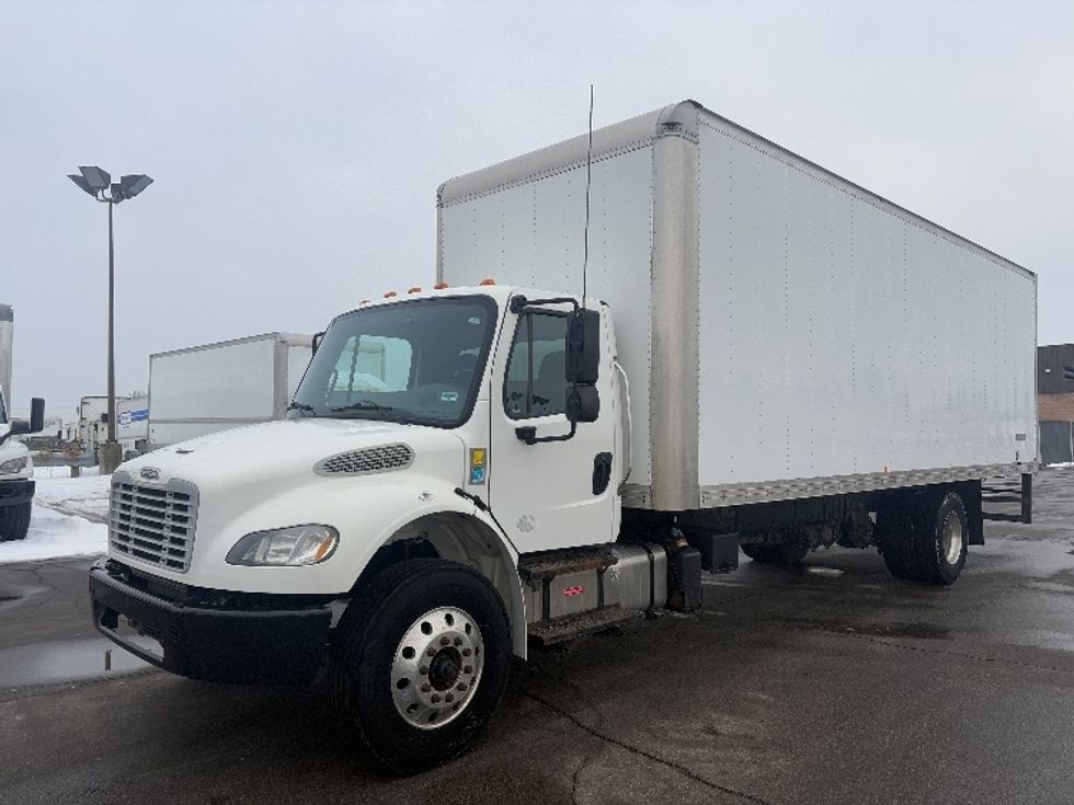 Medium Duty Box Truck-Light and Medium Duty Trucks-Freightliner-2019-M2-Mississauga-ON-302,045\n\t\tkm-$ 48,250 - Image 3