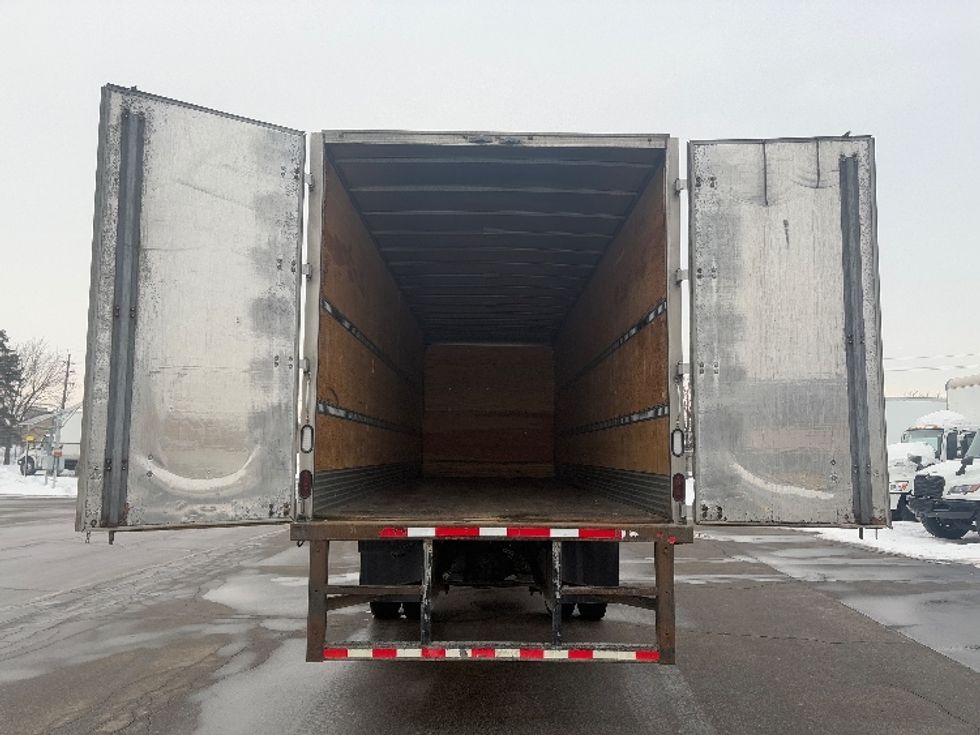 Medium Duty Box Truck-Light and Medium Duty Trucks-Freightliner-2019-M2-Mississauga-ON-302,045\n\t\tkm-$ 48,250 - Image 9