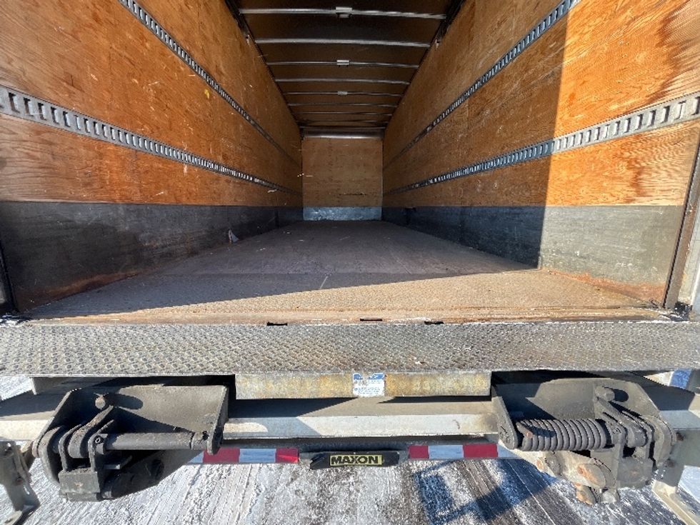Medium Duty Box Truck-Light and Medium Duty Trucks-Freightliner-2019-M2-Mississauga-ON-318,200\n\t\tkm-$ 69,000 - Image 10