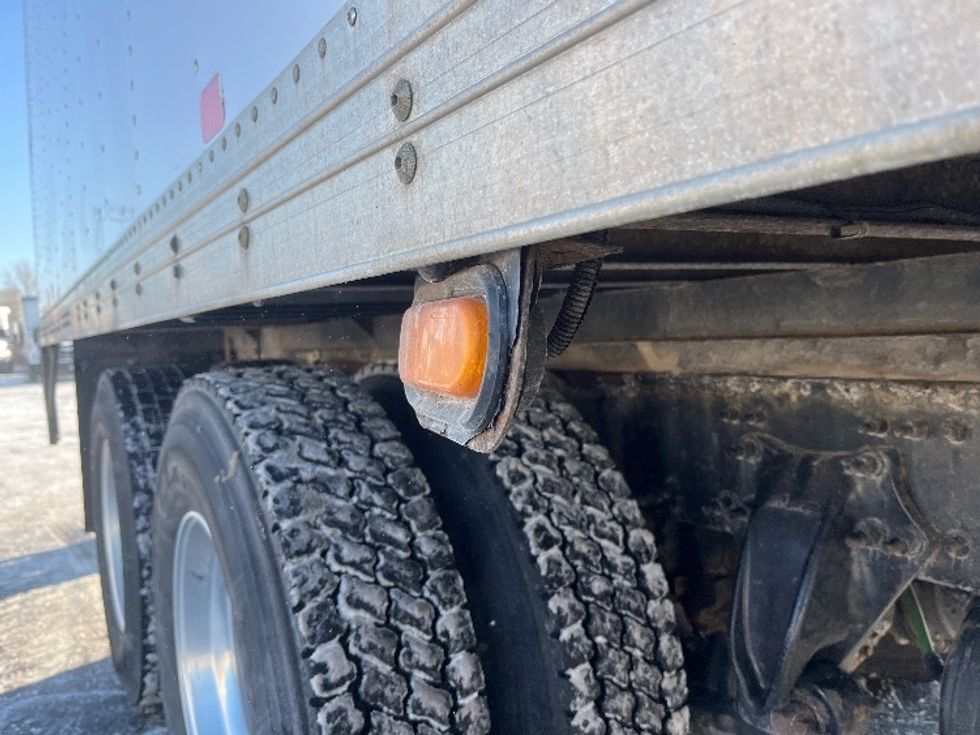 Medium Duty Box Truck-Light and Medium Duty Trucks-Freightliner-2019-M2-Mississauga-ON-318,200\n\t\tkm-$ 69,000 - Image 25