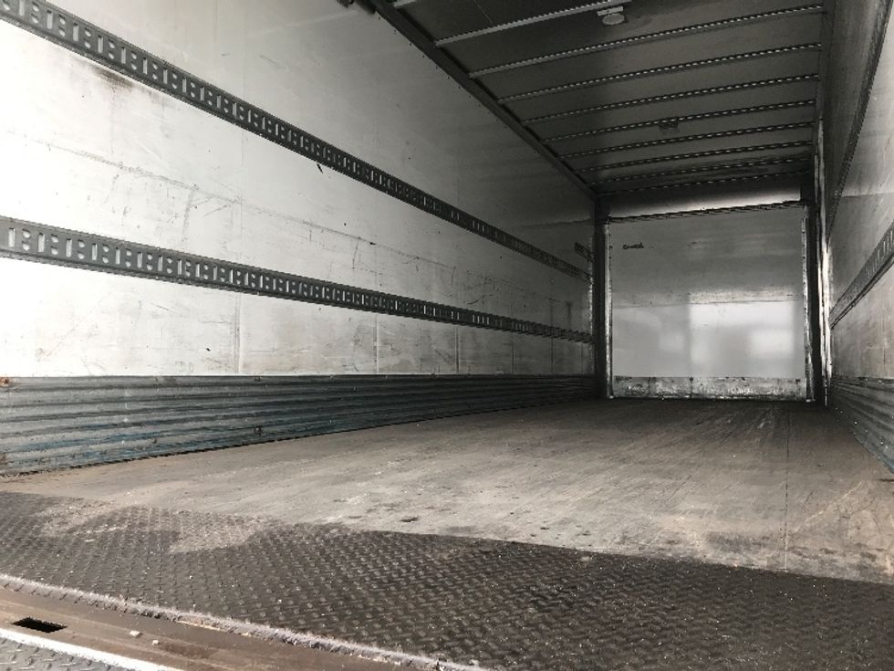 Medium Duty Box Truck-Light and Medium Duty Trucks-Freightliner-2019-M2-Mississauga-ON-320,718\n\t\tkm-$ 71,250 - Image 11