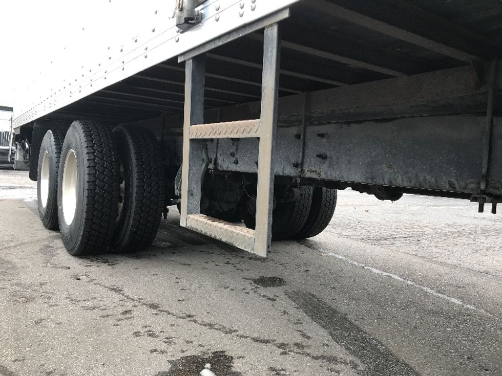 Medium Duty Box Truck-Light and Medium Duty Trucks-Freightliner-2019-M2-Mississauga-ON-320,718\n\t\tkm-$ 71,250 - Image 14