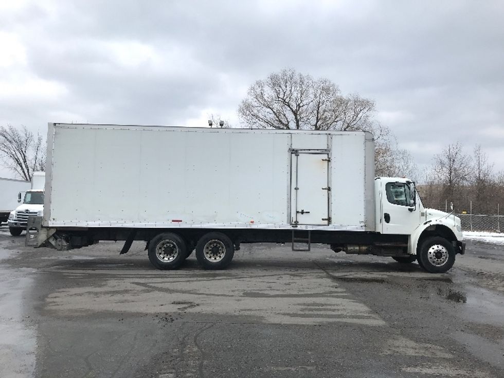 Medium Duty Box Truck-Light and Medium Duty Trucks-Freightliner-2019-M2-Mississauga-ON-320,718\n\t\tkm-$ 71,250 - Image 15