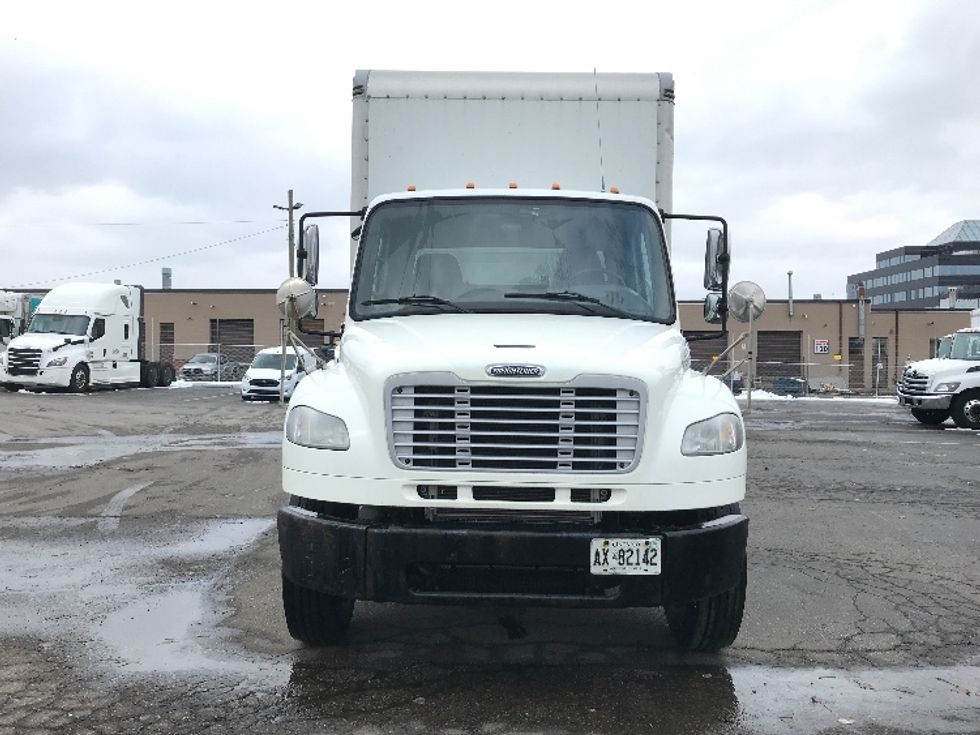 Medium Duty Box Truck-Light and Medium Duty Trucks-Freightliner-2019-M2-Mississauga-ON-320,718\n\t\tkm-$ 71,250 - Image 2