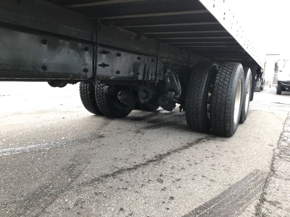 Medium Duty Box Truck-Light and Medium Duty Trucks-Freightliner-2019-M2-Mississauga-ON-320,718\n\t\tkm-$ 71,250 - Image 5