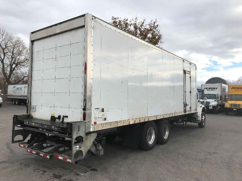 Medium Duty Box Truck-Light and Medium Duty Trucks-Freightliner-2019-M2-Mississauga-ON-323,002\n\t\tkm-$ 71,000 - Image 13