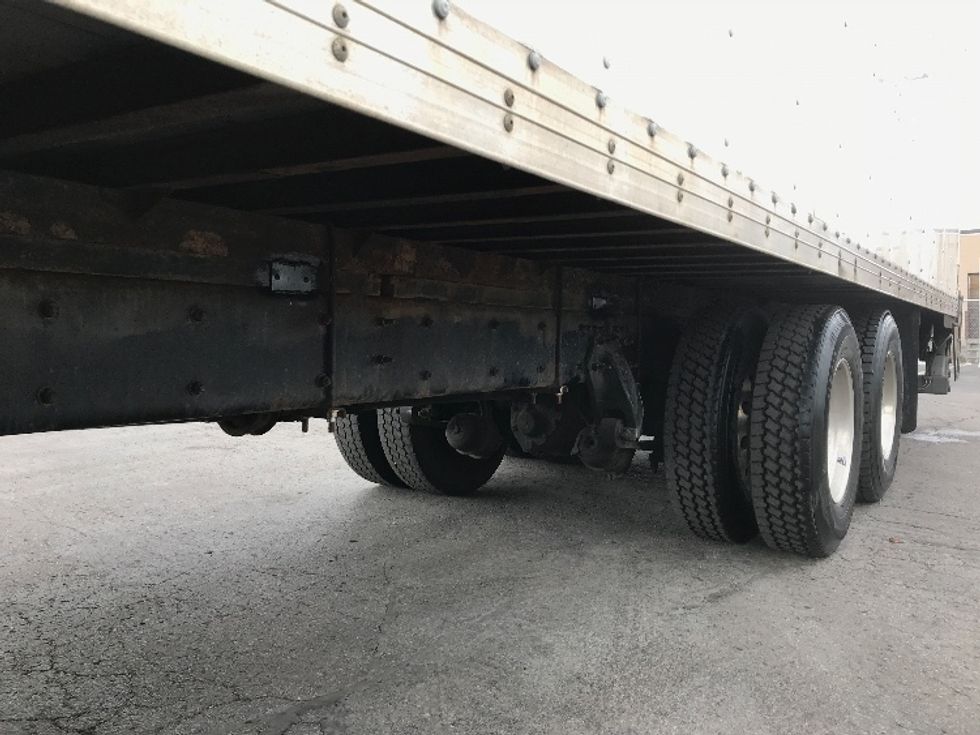 Medium Duty Box Truck-Light and Medium Duty Trucks-Freightliner-2019-M2-Mississauga-ON-323,002\n\t\tkm-$ 71,000 - Image 5