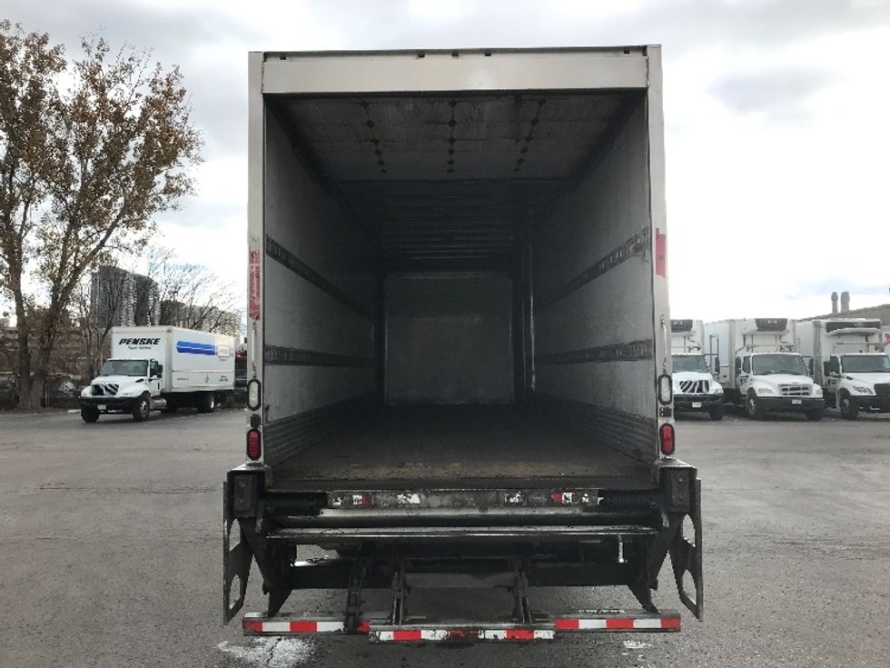 Medium Duty Box Truck-Light and Medium Duty Trucks-Freightliner-2019-M2-Mississauga-ON-323,002\n\t\tkm-$ 71,000 - Image 8
