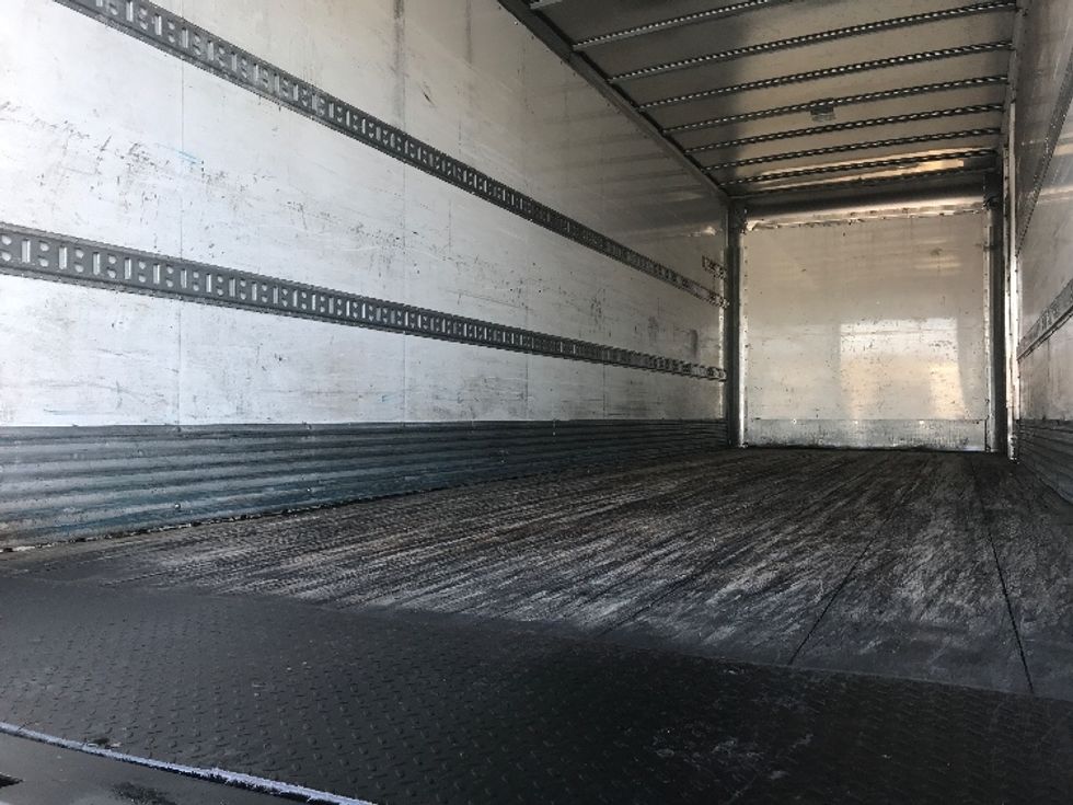 Medium Duty Box Truck-Light and Medium Duty Trucks-Freightliner-2019-M2-Mississauga-ON-332,405\n\t\tkm-$ 69,750 - Image 11