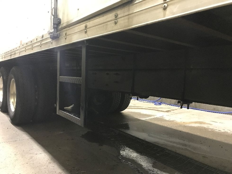 Medium Duty Box Truck-Light and Medium Duty Trucks-Freightliner-2019-M2-Mississauga-ON-332,405\n\t\tkm-$ 69,750 - Image 14