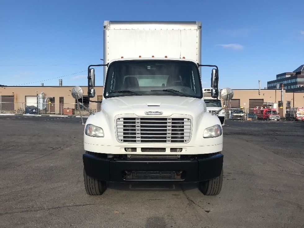 Medium Duty Box Truck-Light and Medium Duty Trucks-Freightliner-2019-M2-Mississauga-ON-332,405\n\t\tkm-$ 69,750 - Image 2