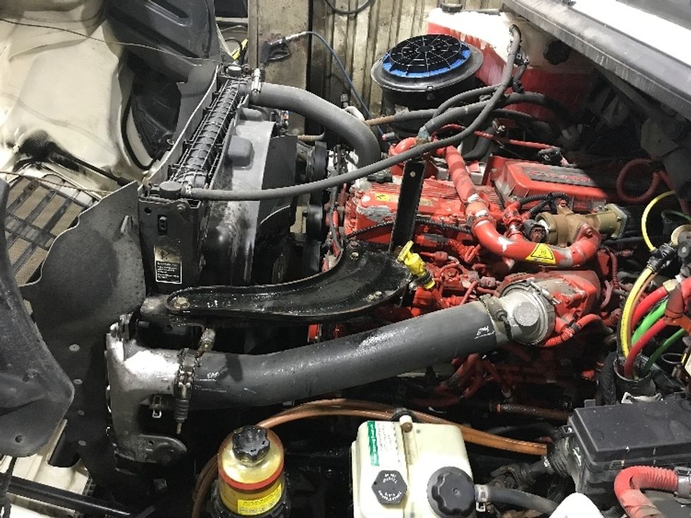 Medium Duty Box Truck-Light and Medium Duty Trucks-Freightliner-2019-M2-Mississauga-ON-332,405\n\t\tkm-$ 69,750 - Image 24