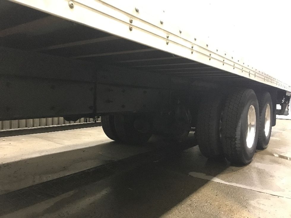 Medium Duty Box Truck-Light and Medium Duty Trucks-Freightliner-2019-M2-Mississauga-ON-332,405\n\t\tkm-$ 69,750 - Image 5