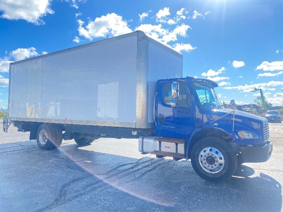 Medium Duty Box Truck-Light and Medium Duty Trucks-Freightliner-2019-M2-Mississauga-ON-350,417\n\t\tkm-$ 48,000 - Image 1