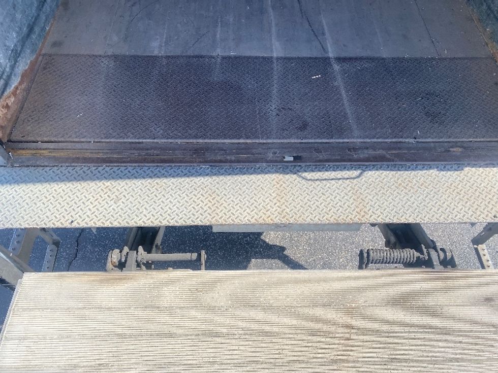 Medium Duty Box Truck-Light and Medium Duty Trucks-Freightliner-2019-M2-Mississauga-ON-350,417\n\t\tkm-$ 48,000 - Image 10