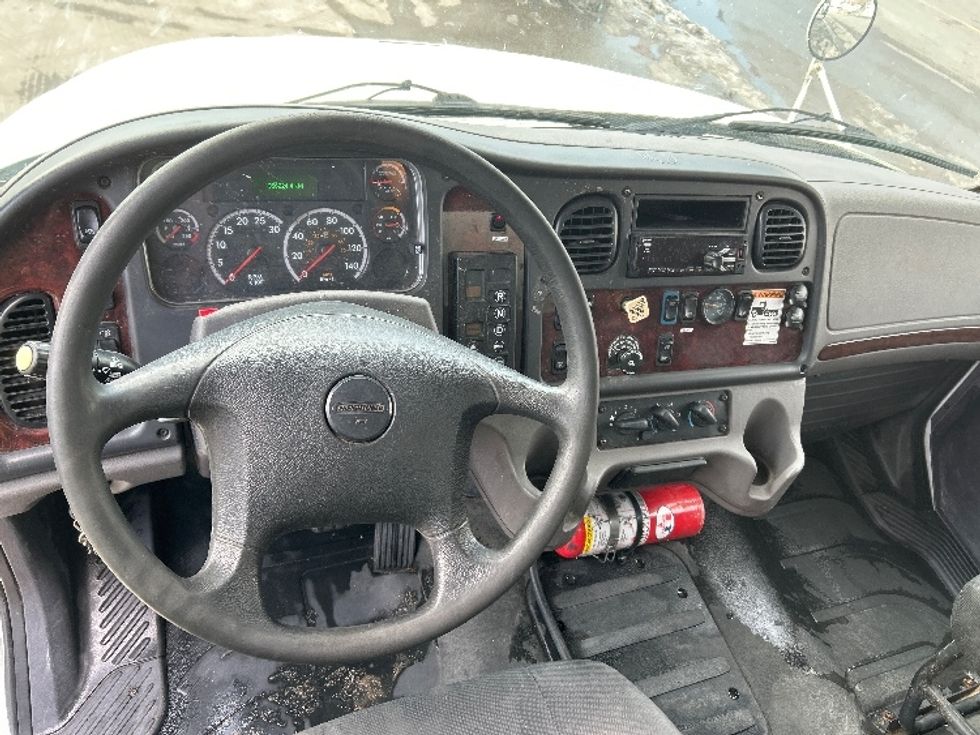 Medium Duty Box Truck-Light and Medium Duty Trucks-Freightliner-2019-M2-Mississauga-ON-355,967\n\t\tkm-$ 55,500 - Image 17