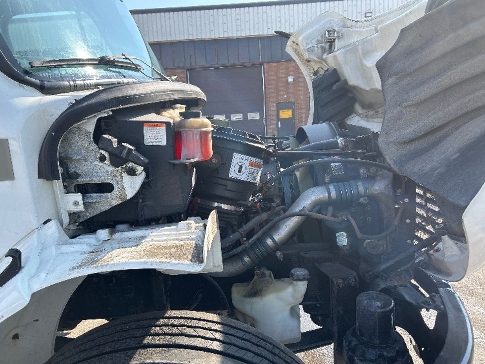 Medium Duty Box Truck-Light and Medium Duty Trucks-Freightliner-2019-M2-Mississauga-ON-355,967\n\t\tkm-$ 55,500 - Image 22