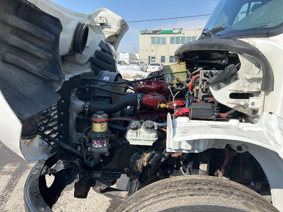 Medium Duty Box Truck-Light and Medium Duty Trucks-Freightliner-2019-M2-Mississauga-ON-355,967\n\t\tkm-$ 55,500 - Image 23