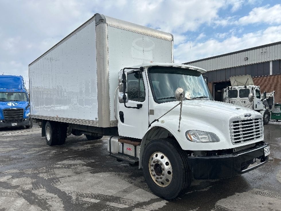 Medium Duty Box Truck-Light and Medium Duty Trucks-Freightliner-2019-M2-Mississauga-ON-355,967\n\t\tkm-$ 55,500 - Image 3