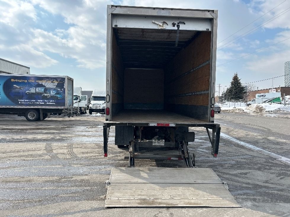 Medium Duty Box Truck-Light and Medium Duty Trucks-Freightliner-2019-M2-Mississauga-ON-355,967\n\t\tkm-$ 55,500 - Image 8