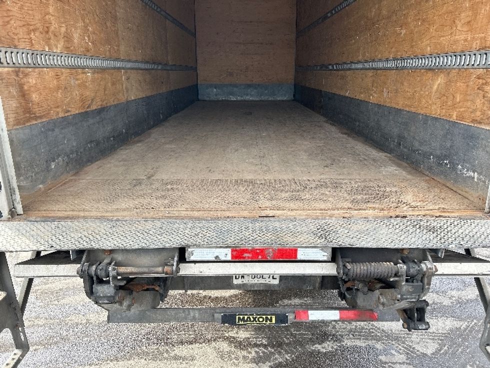 Medium Duty Box Truck-Light and Medium Duty Trucks-Freightliner-2019-M2-Mississauga-ON-355,967\n\t\tkm-$ 55,500 - Image 9