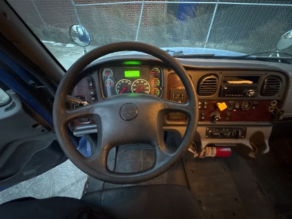 Medium Duty Box Truck-Light and Medium Duty Trucks-Freightliner-2019-M2-Mississauga-ON-360,399\n\t\tkm-$ 44,750 - Image 18