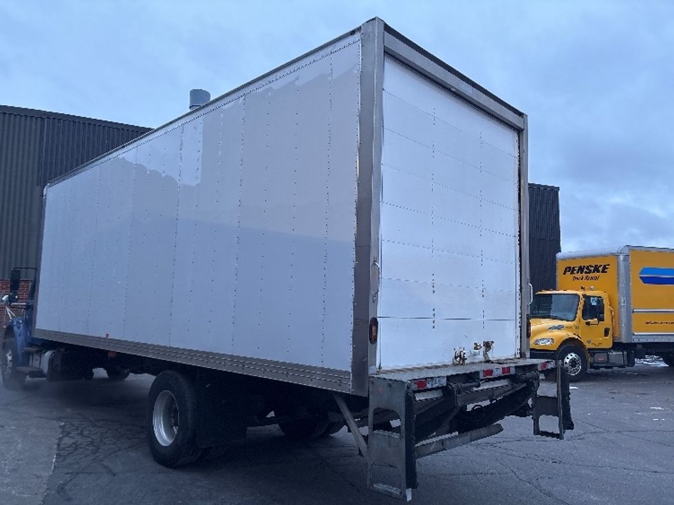 Medium Duty Box Truck-Light and Medium Duty Trucks-Freightliner-2019-M2-Mississauga-ON-360,399\n\t\tkm-$ 44,750 - Image 6