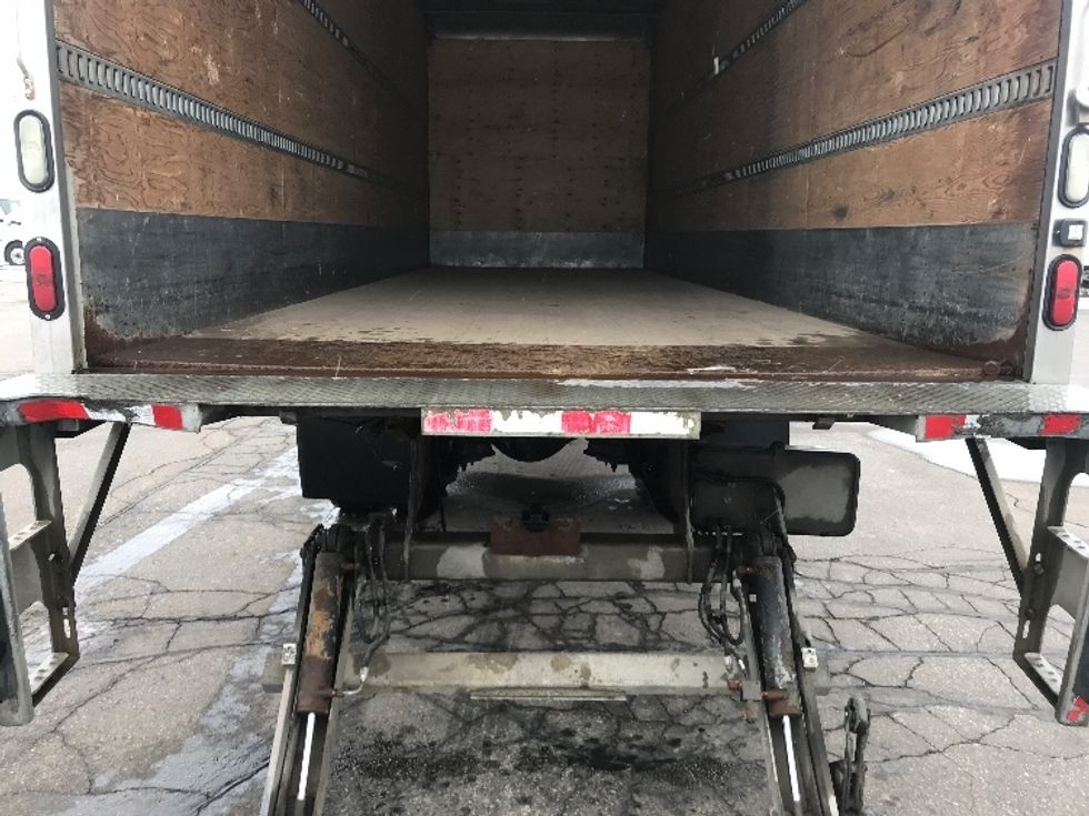 Medium Duty Box Truck-Light and Medium Duty Trucks-Freightliner-2019-M2-Mississauga-ON-361,697\n\t\tkm-$ 54,750 - Image 10