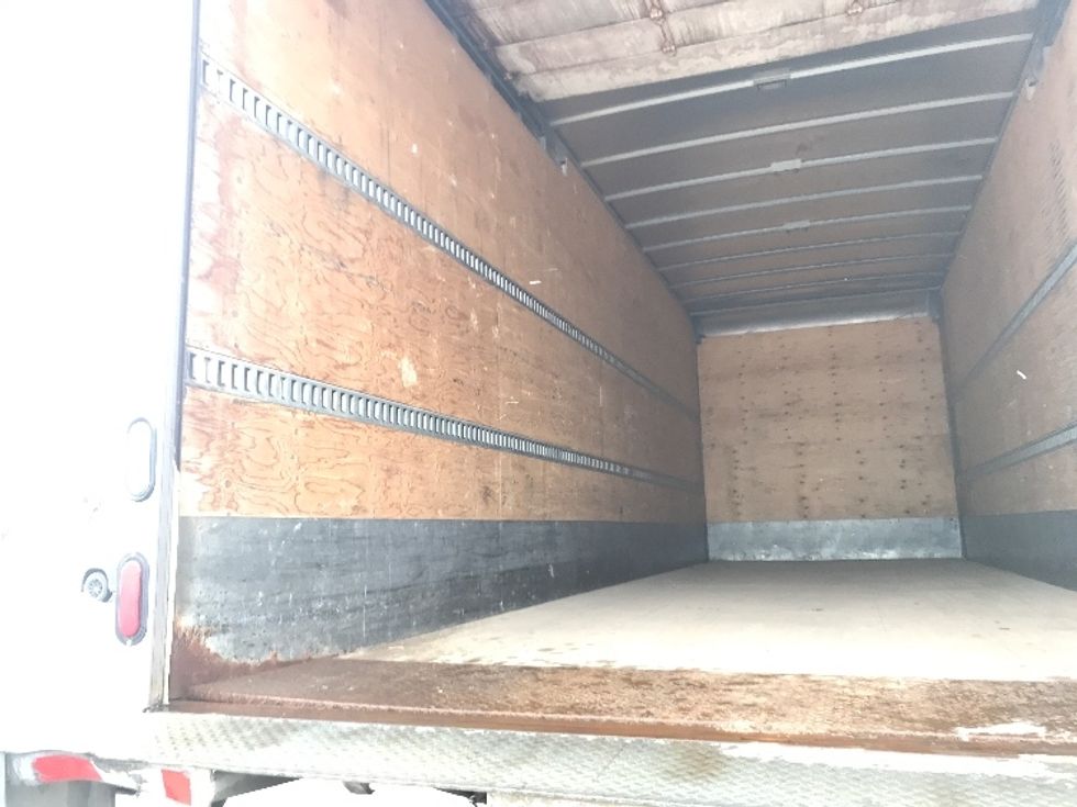 Medium Duty Box Truck-Light and Medium Duty Trucks-Freightliner-2019-M2-Mississauga-ON-361,697\n\t\tkm-$ 54,750 - Image 11