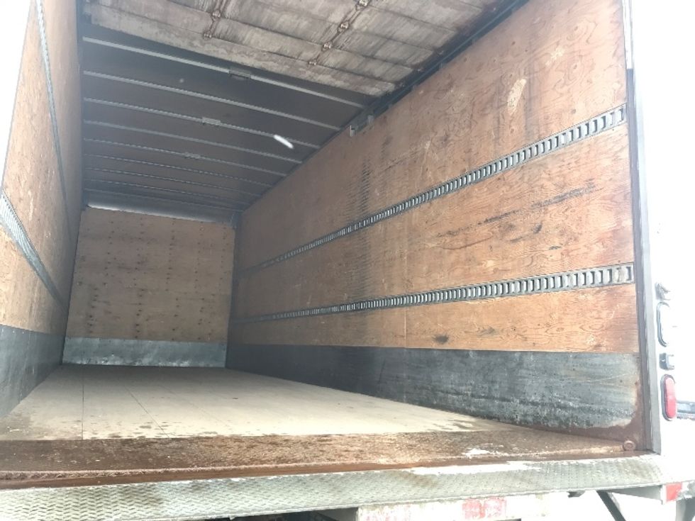 Medium Duty Box Truck-Light and Medium Duty Trucks-Freightliner-2019-M2-Mississauga-ON-361,697\n\t\tkm-$ 54,750 - Image 12