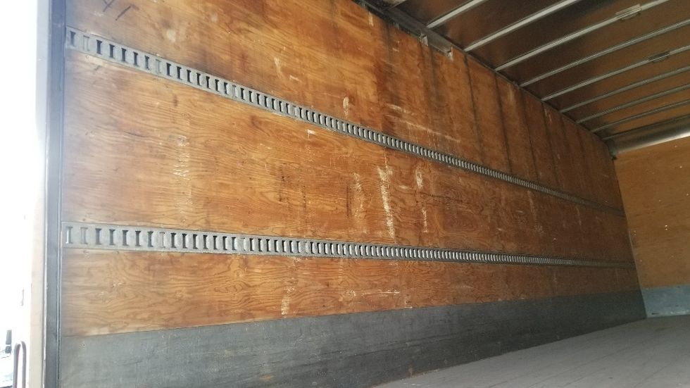 Medium Duty Box Truck-Light and Medium Duty Trucks-Freightliner-2019-M2-Mississauga-ON-366,120\n\t\tkm-$ 62,250 - Image 11