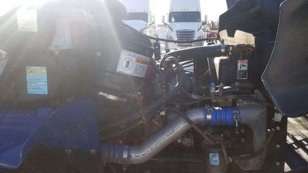 Medium Duty Box Truck-Light and Medium Duty Trucks-Freightliner-2019-M2-Mississauga-ON-366,120\n\t\tkm-$ 62,250 - Image 23