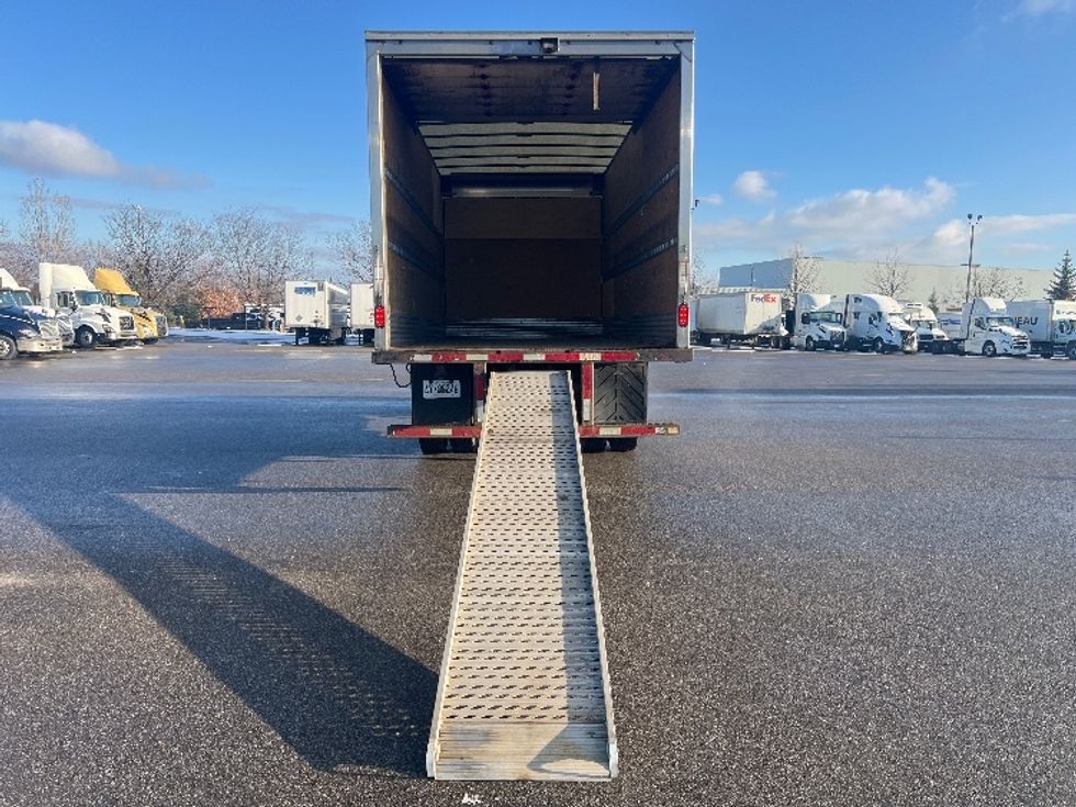 Medium Duty Box Truck-Light and Medium Duty Trucks-Freightliner-2019-M2-Mississauga-ON-367,807\n\t\tkm-$ 45,000 - Image 9