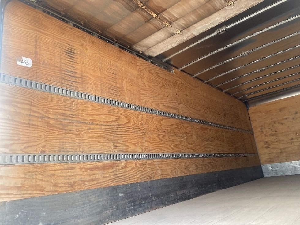 Medium Duty Box Truck-Light and Medium Duty Trucks-Freightliner-2019-M2-Mississauga-ON-368,138\n\t\tkm-$ 46,000 - Image 11