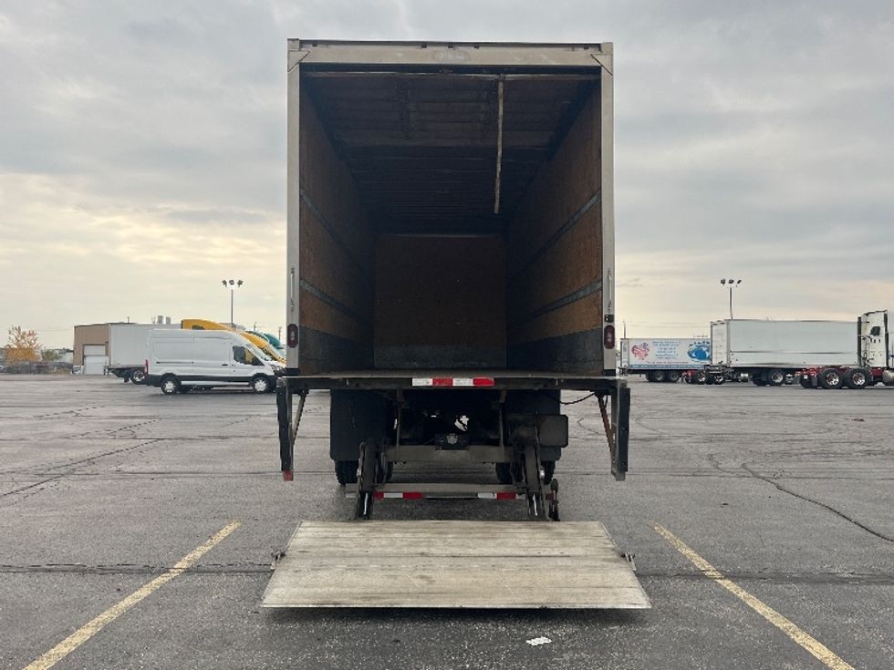 Medium Duty Box Truck-Light and Medium Duty Trucks-Freightliner-2019-M2-Mississauga-ON-369,074\n\t\tkm-$ 41,000 - Image 10
