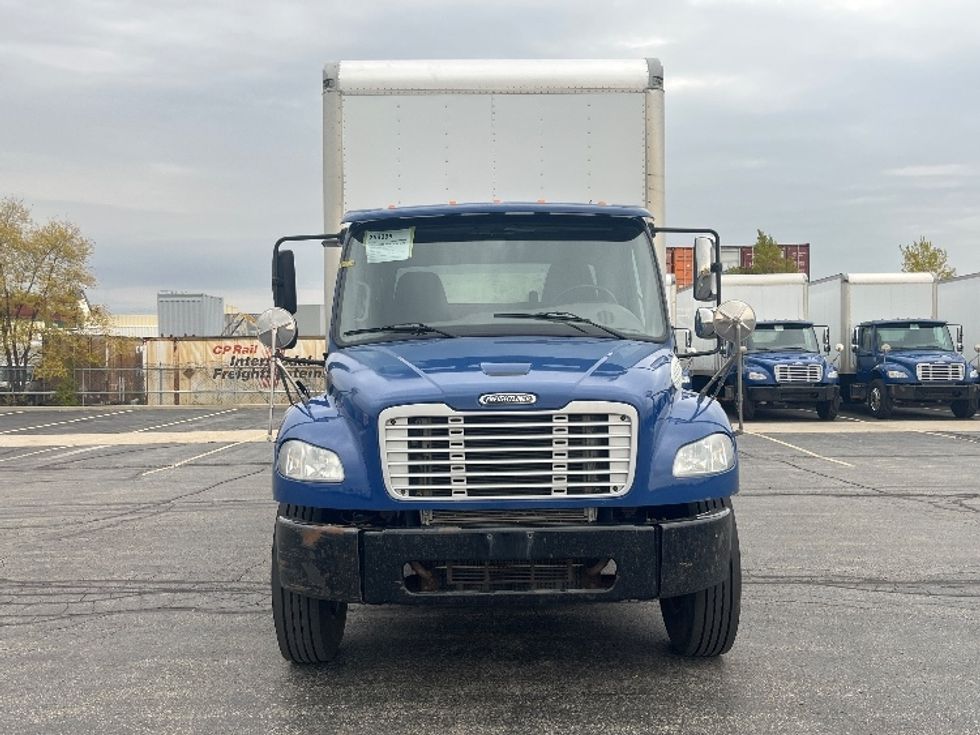Medium Duty Box Truck-Light and Medium Duty Trucks-Freightliner-2019-M2-Mississauga-ON-369,074\n\t\tkm-$ 41,000 - Image 2