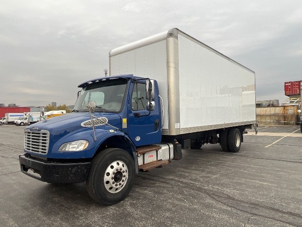 Medium Duty Box Truck-Light and Medium Duty Trucks-Freightliner-2019-M2-Mississauga-ON-369,074\n\t\tkm-$ 41,000 - Image 3