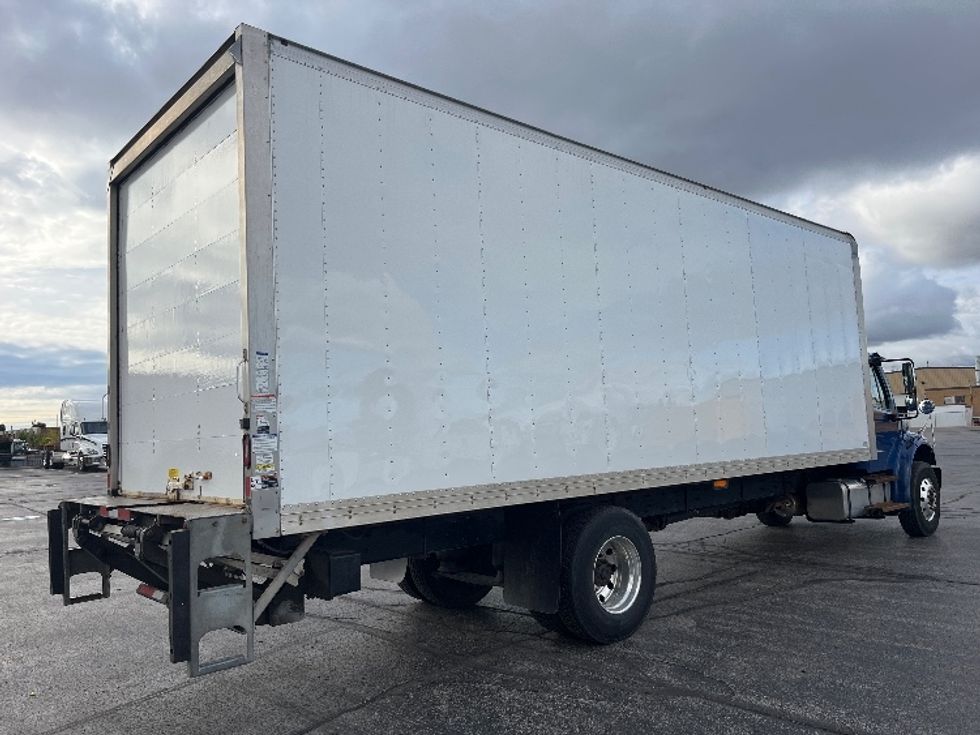 Medium Duty Box Truck-Light and Medium Duty Trucks-Freightliner-2019-M2-Mississauga-ON-371,594\n\t\tkm-$ 40,750 - Image 13