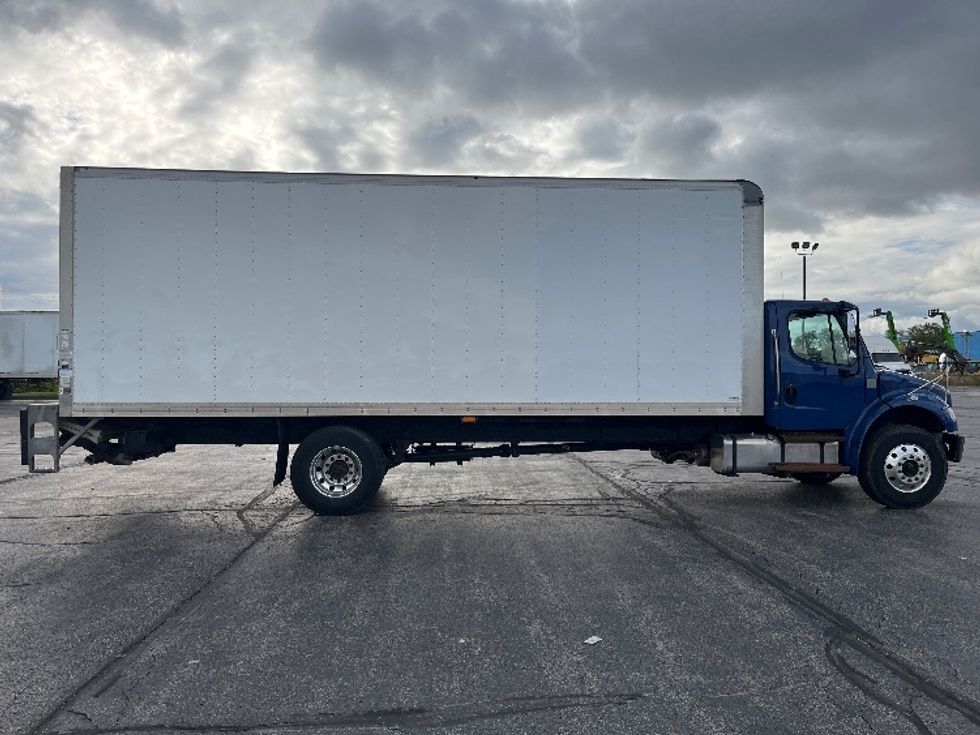 Medium Duty Box Truck-Light and Medium Duty Trucks-Freightliner-2019-M2-Mississauga-ON-371,594\n\t\tkm-$ 40,750 - Image 15