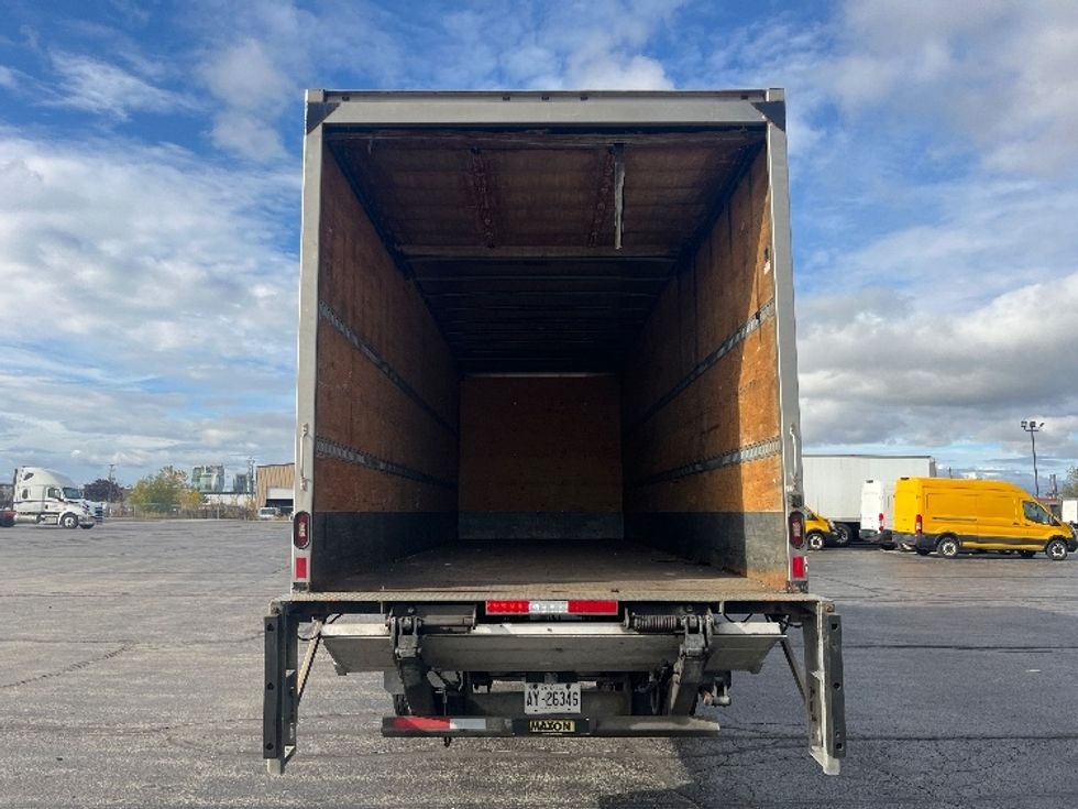Medium Duty Box Truck-Light and Medium Duty Trucks-Freightliner-2019-M2-Mississauga-ON-371,594\n\t\tkm-$ 40,750 - Image 8