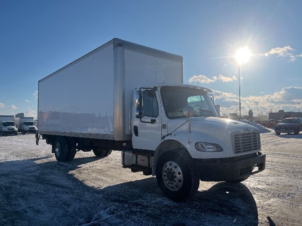 Medium Duty Box Truck-Light and Medium Duty Trucks-Freightliner-2019-M2-Mississauga-ON-372,471\n\t\tkm-$ 55,000 - Image 1