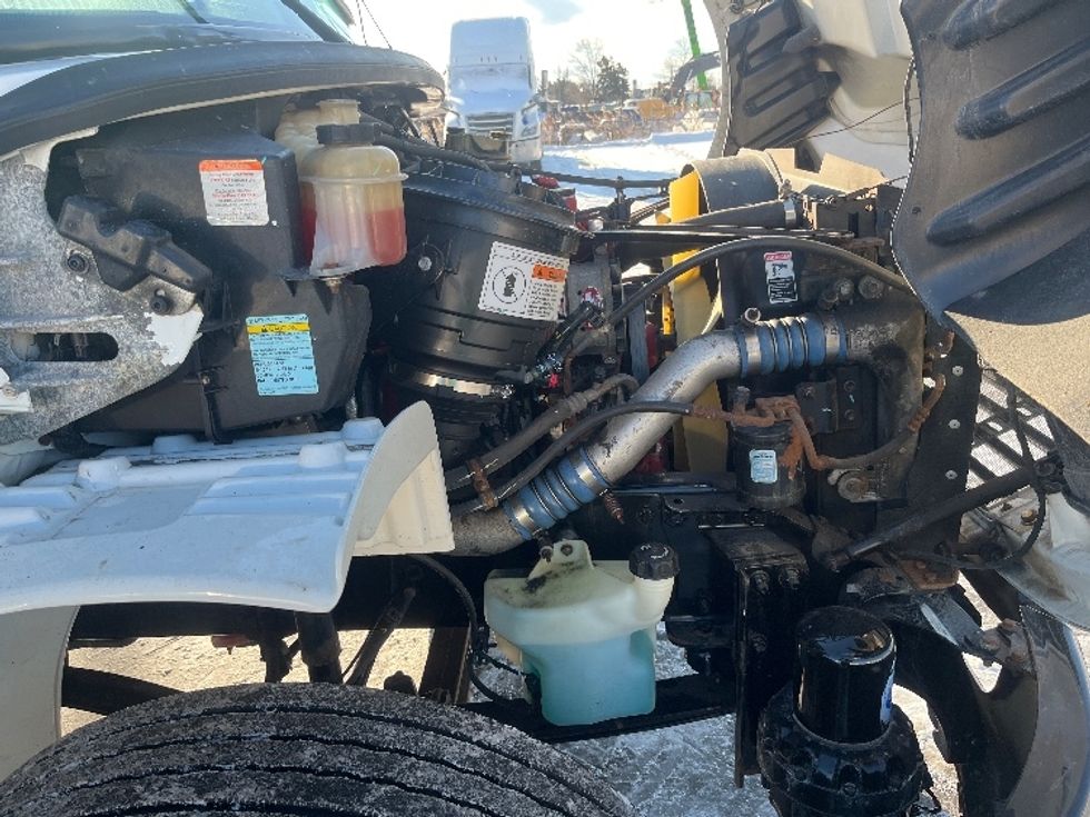 Medium Duty Box Truck-Light and Medium Duty Trucks-Freightliner-2019-M2-Mississauga-ON-372,471\n\t\tkm-$ 55,000 - Image 23