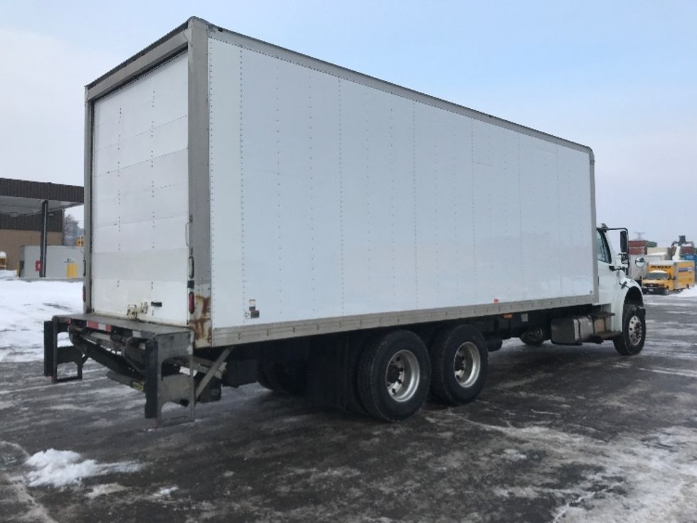 Medium Duty Box Truck-Light and Medium Duty Trucks-Freightliner-2019-M2-Mississauga-ON-386,626\n\t\tkm-$ 61,250 - Image 13