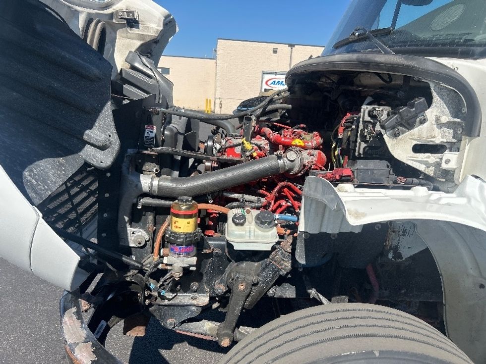 Medium Duty Box Truck-Light and Medium Duty Trucks-Freightliner-2019-M2-Mississauga-ON-397,918\n\t\tkm-$ 59,000 - Image 24