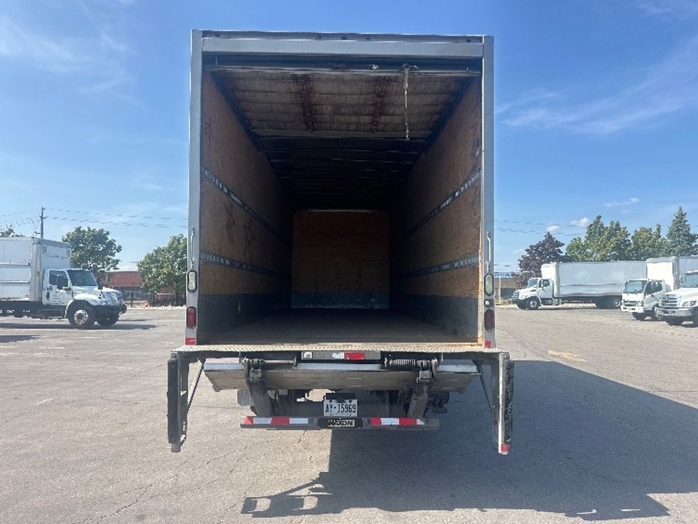 Medium Duty Box Truck-Light and Medium Duty Trucks-Freightliner-2019-M2-Mississauga-ON-398,800\n\t\tkm-$ 42,250 - Image 8