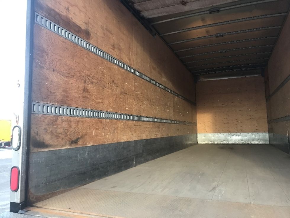 Medium Duty Box Truck-Light and Medium Duty Trucks-Freightliner-2019-M2-Mississauga-ON-403,447\n\t\tkm-$ 49,750 - Image 11