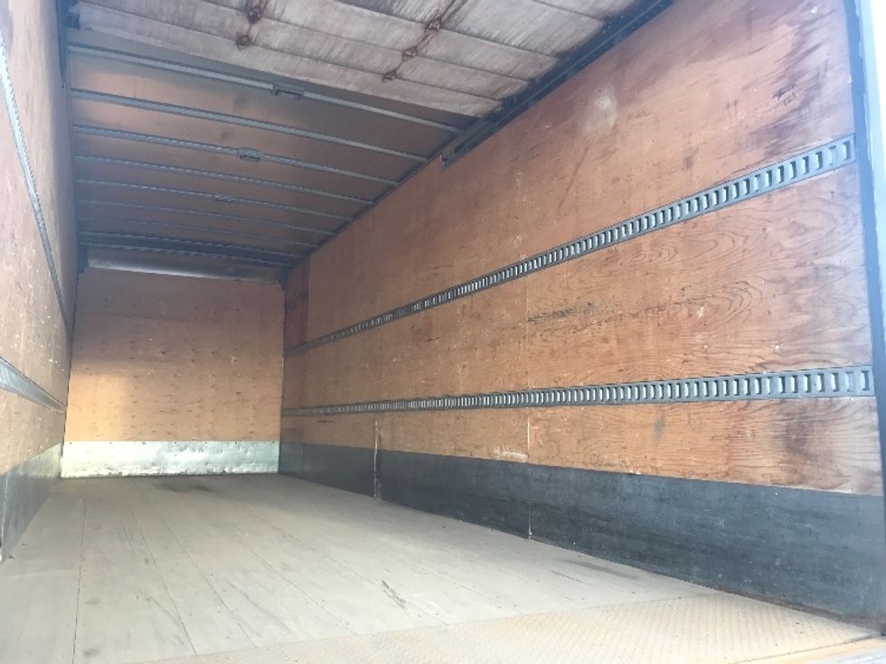 Medium Duty Box Truck-Light and Medium Duty Trucks-Freightliner-2019-M2-Mississauga-ON-403,447\n\t\tkm-$ 49,750 - Image 12